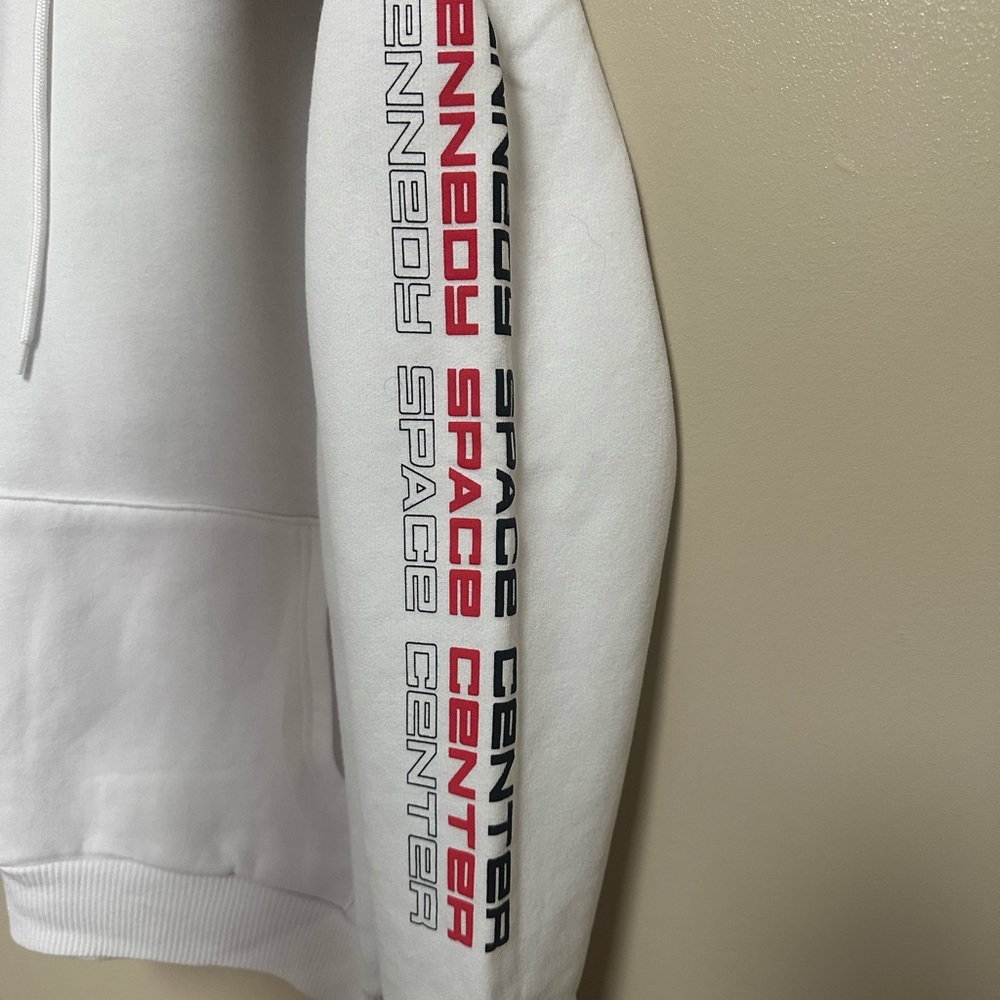 NASA Kennedy Space Center Hoodie - Picture 6 of 7